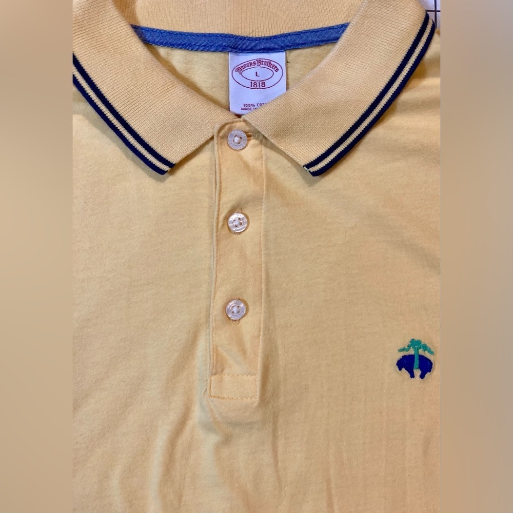 Brooks‎ Brothers Men’s Size Large Yellow/Blue Polo Shirt